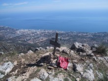 Utsikten over Marbella fra toppen av La Concha (1270 moh).